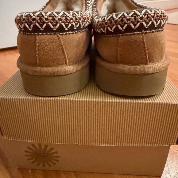 UGG Women’s Tasman Chestnut Suede Slippers Size 8 $65 - Picture 4 of 5